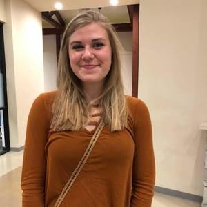 Meet your Posher, Cami